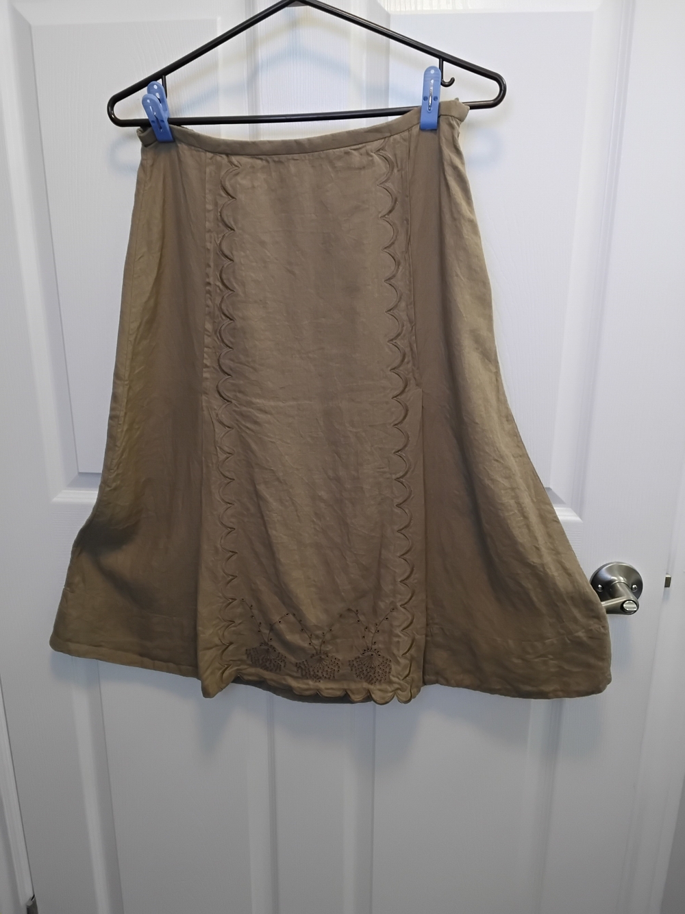 J. Jill Taupe A-Line‎ Boho, Cowgirl, 100% Linen Skirt with Scallop Embroidery
